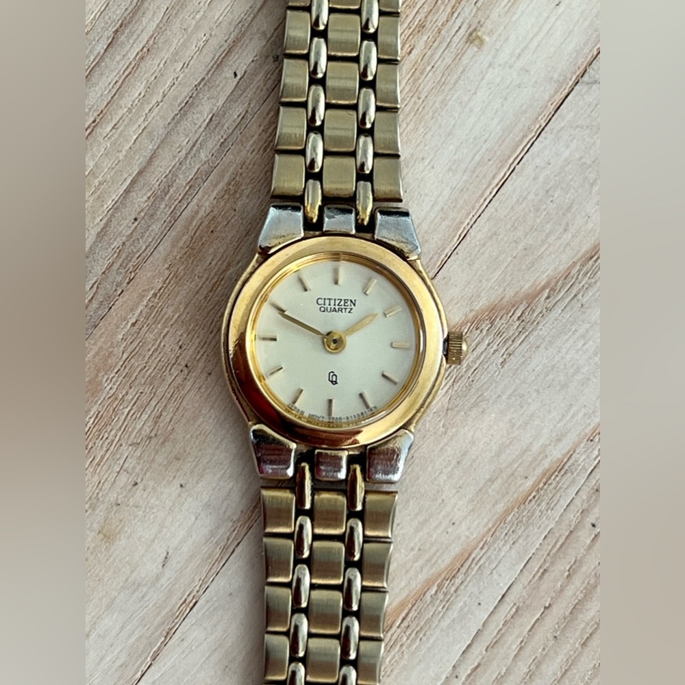 Citizen Ladies Watch Vintage Gold-Tone Bracelet, Dial, Hands,  Markers